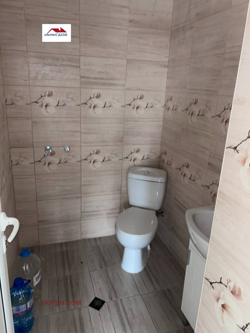 Дава под наем ОФИС, гр. Шумен, Тракия, снимка 3 - Офиси - 52927757