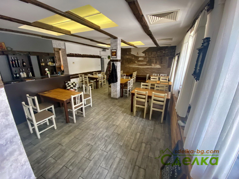 Kiadó  Bár; Kávézó Gabrovo , Centar , 65 négyzetméter | 39589775 - kép [8]