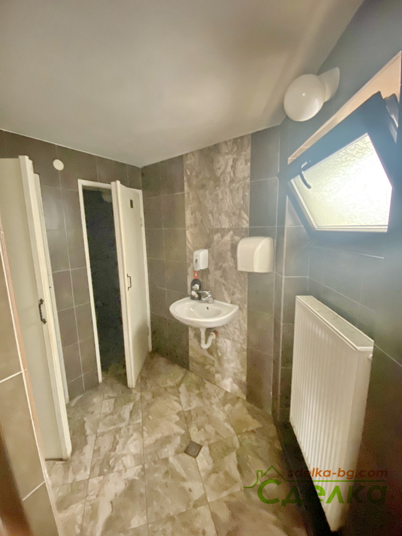 Kiadó  Bár; Kávézó Gabrovo , Centar , 65 négyzetméter | 39589775 - kép [10]