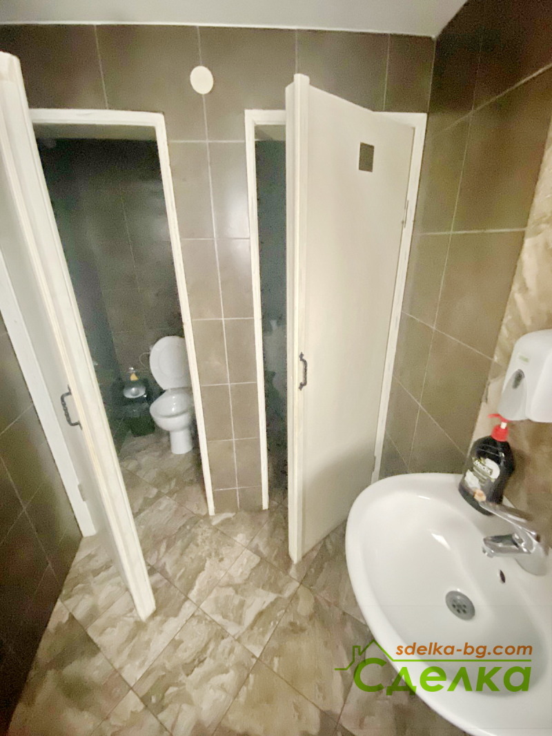 Kiadó  Bár; Kávézó Gabrovo , Centar , 65 négyzetméter | 39589775 - kép [11]