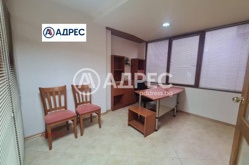 Издаје се  Канцеларија Варна , Операта , 54 м2 | 61492230 - слика [6]
