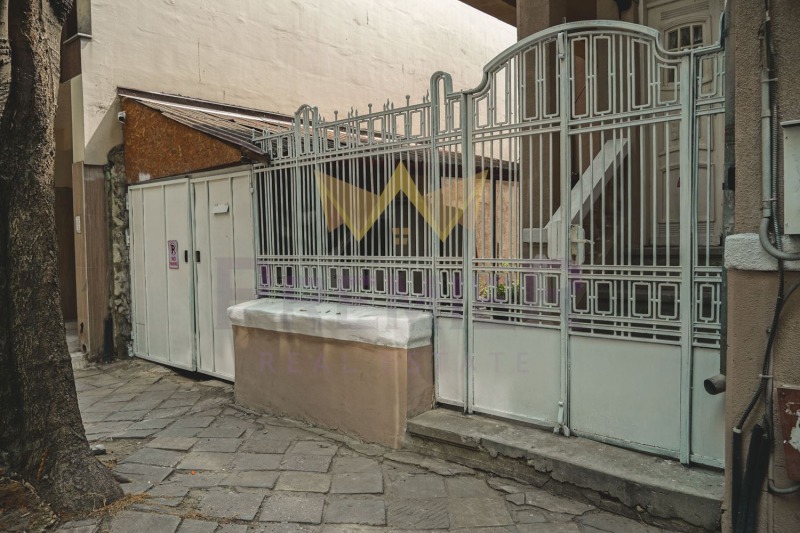 Дава под наем КЪЩА, гр. Варна, Окръжна болница-Генерали, снимка 11 - Къщи - 52376507