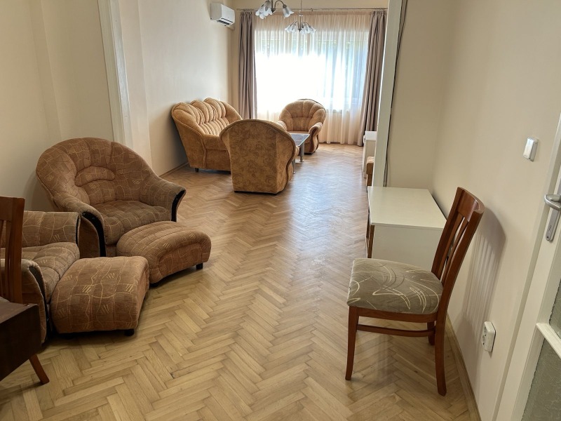 K pronájmu  2 ložnice Sofia , Centar , 100 m2 | 85191243 - obraz [8]