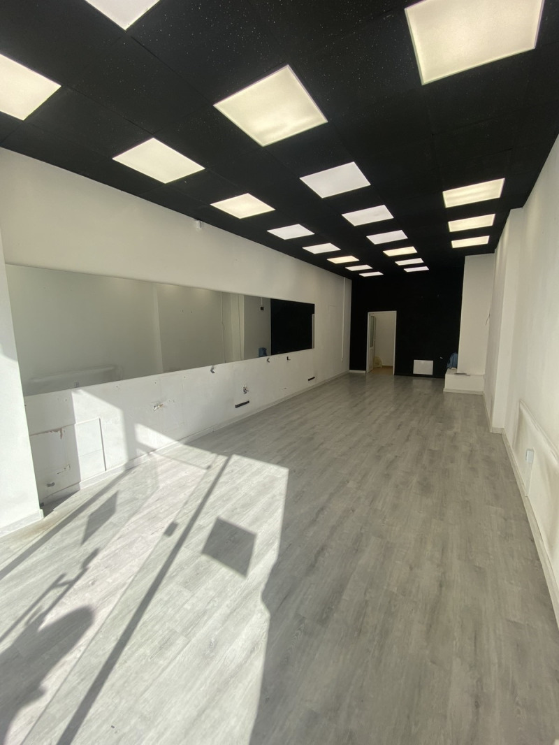 Vuokrattavana  Myymälä Sofia , Oborište , 50 neliömetriä | 43219558 - kuva [2]