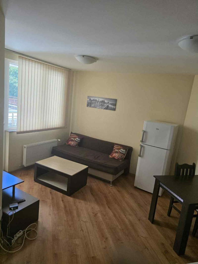 Zu vermieten  1 Schlafzimmer Sofia , Lozenez , 75 qm | 54456144