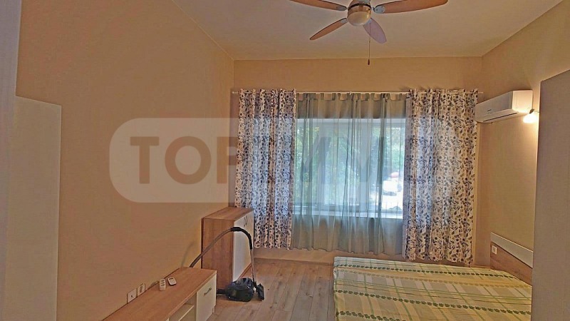 Дава под наем 4-СТАЕН, гр. Варна, Център, снимка 4 - Апартаменти - 52372733