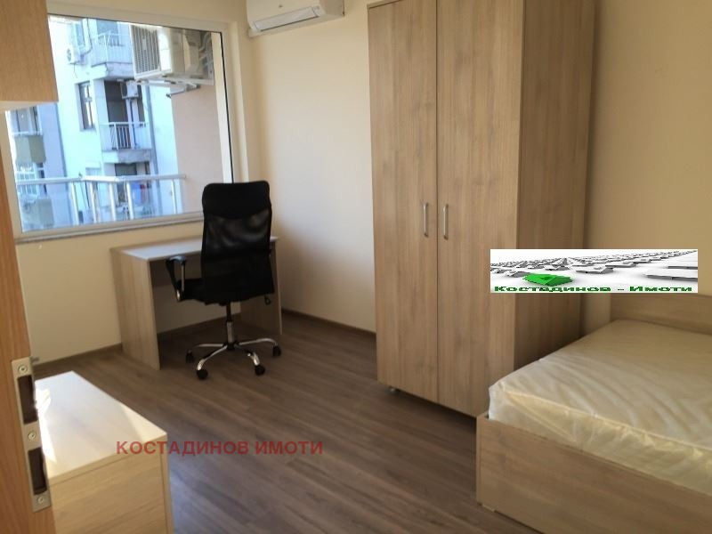 Vuokrattavana  3 makuuhuonetta Plovdiv , Tsentar , 120 neliömetriä | 71480031 - kuva [6]