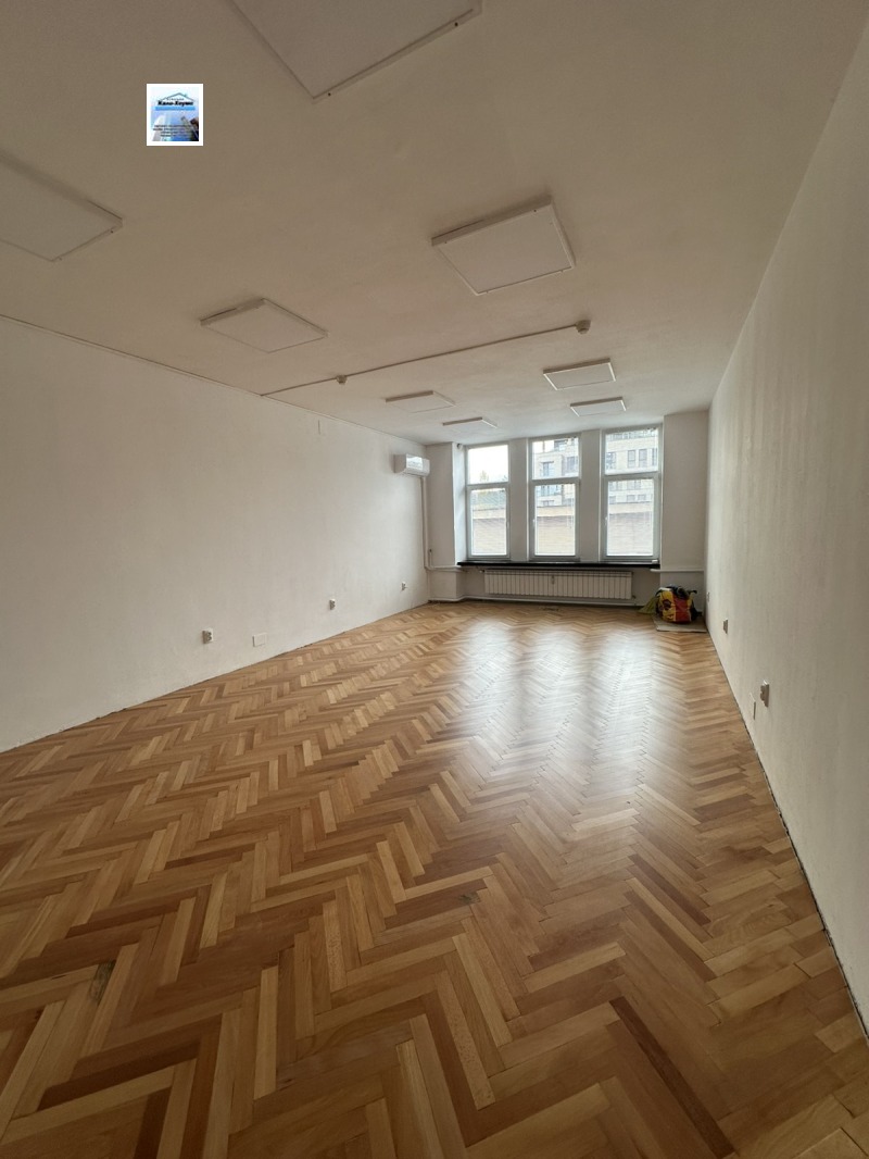 Дава под наем ОФИС, гр. София, Бъкстон