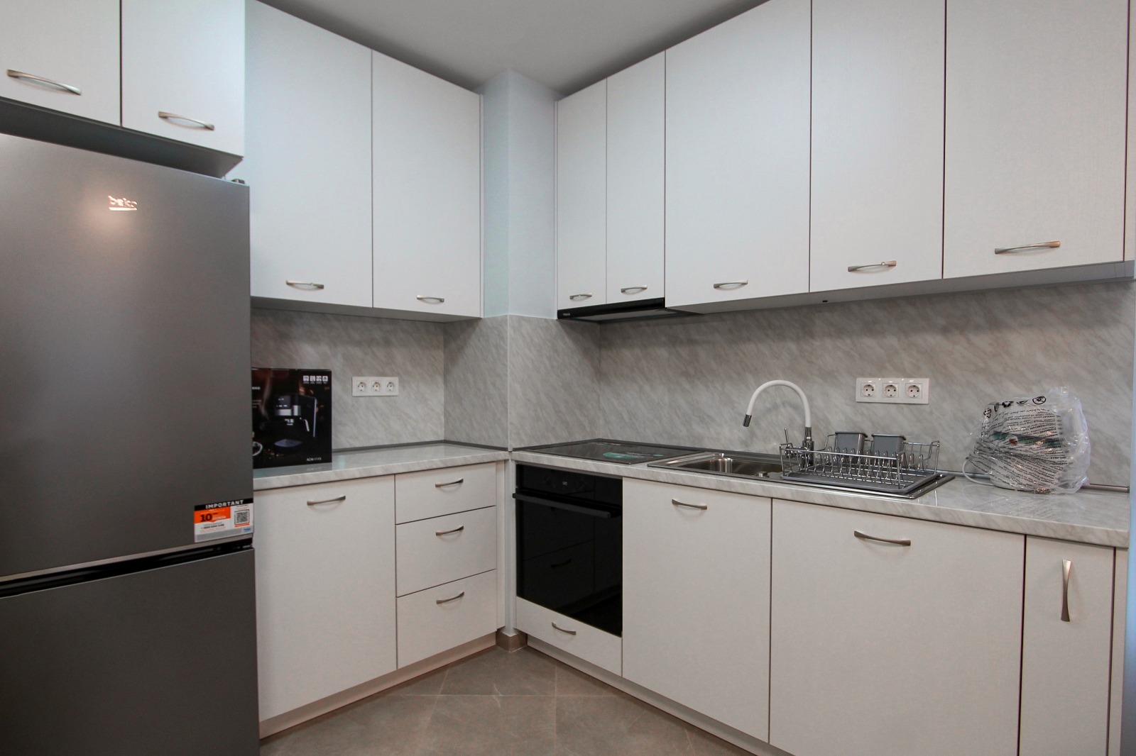 Дава под наем 2-СТАЕН, гр. София, Оборище