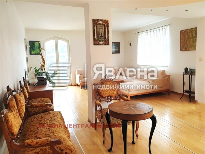 Дава под наем 3-СТАЕН, гр. София, Лозенец, снимка 4 - Апартаменти - 54115504