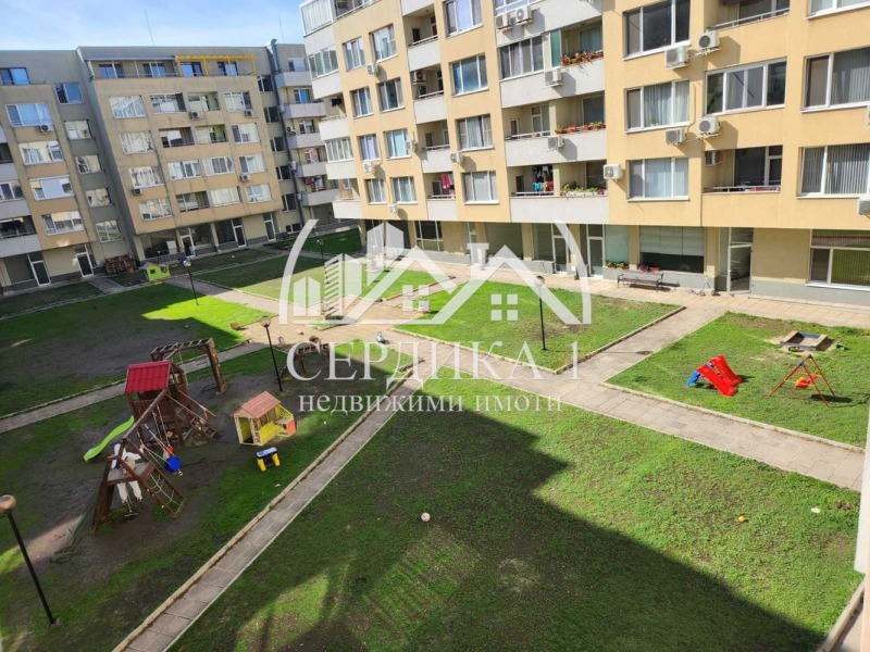 Zu vermieten  3 Schlafzimmer Sofia , Druschba 1 , 120 qm | 36039202 - Bild [8]