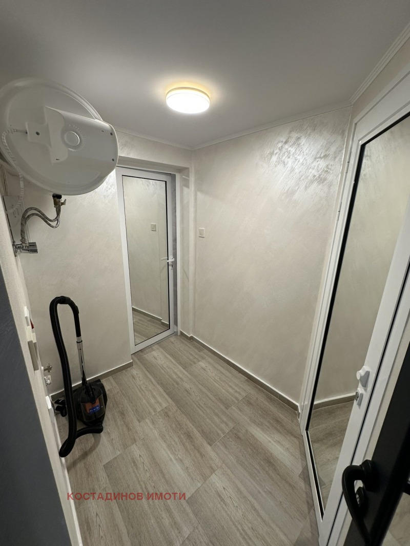 Дава под наем ОФИС, гр. Пловдив, Център, снимка 4 - Офиси - 53103589