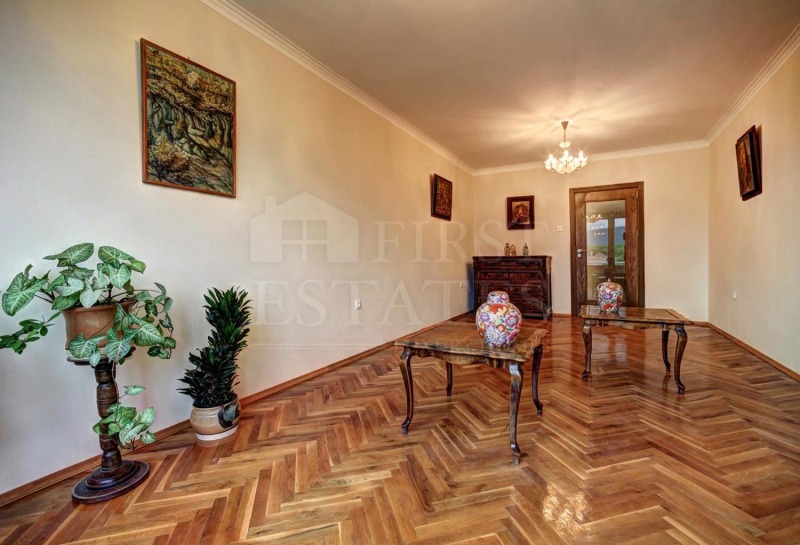 K pronájmu  2 ložnice Sofia , Geo Milev , 120 m2 | 96794933 - obraz [4]