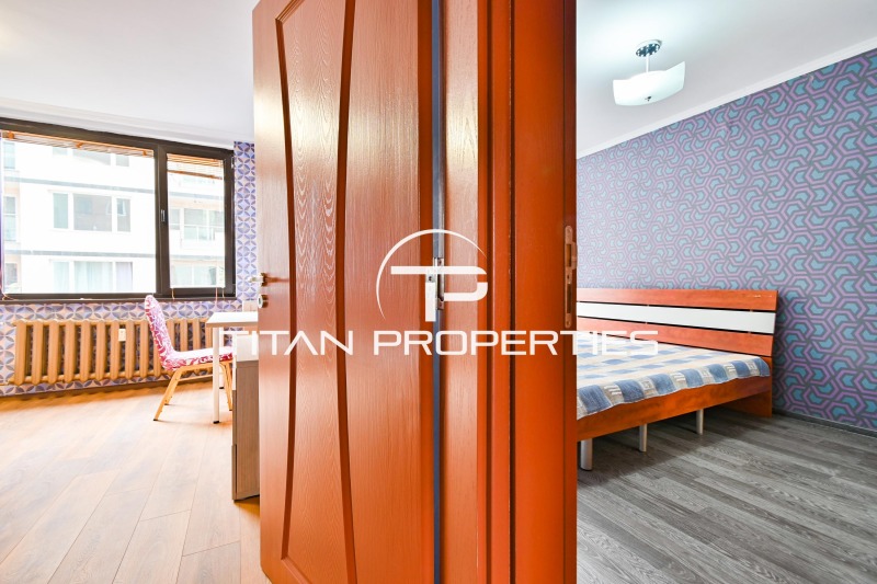 Дава под наем 3-СТАЕН, гр. София, Център, снимка 4 - Апартаменти - 51803658