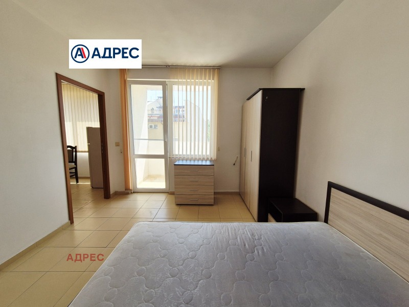 Дава под наем  3-стаен град Варна , Погреби , 80 кв.м | 89476789 - изображение [8]