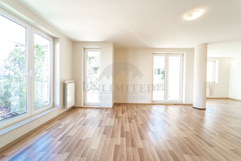 För uthyrning  3 sovrum Sofia , Iztok , 135 kvm | 61910233 - bild [5]