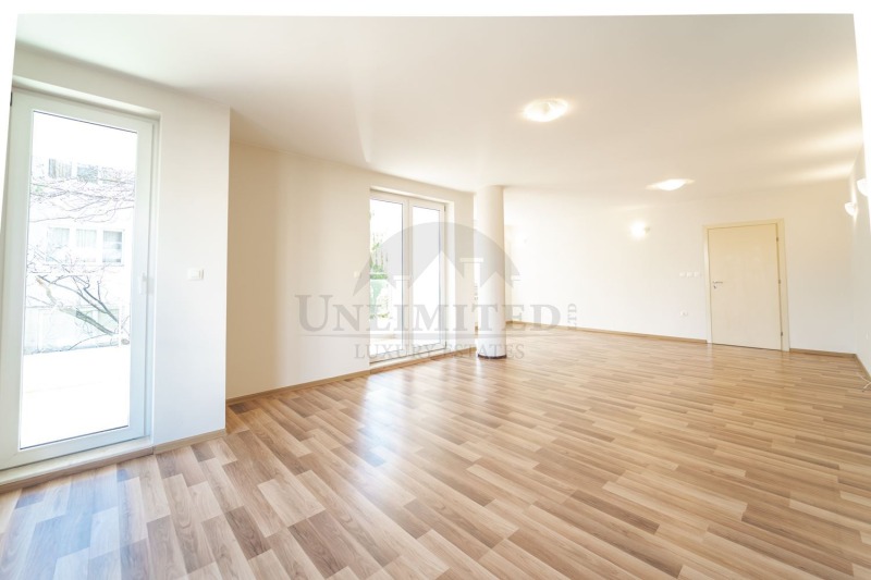 För uthyrning  3 sovrum Sofia , Iztok , 135 kvm | 61910233 - bild [6]