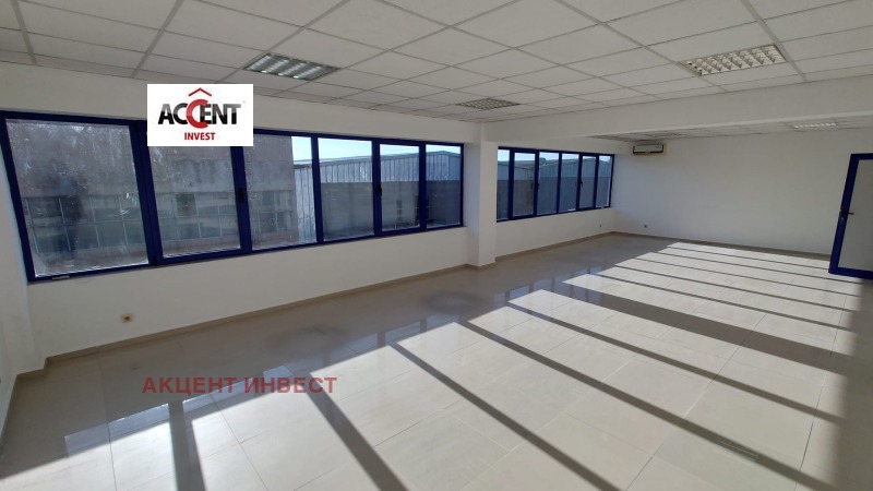 Til leje  Kontor Varna , Zapadna promishlena zona , 62 kvm | 98381123