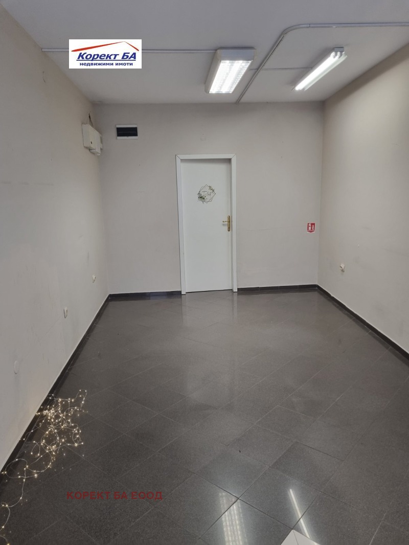 K pronájmu  Kancelář Sofia , Strelbište , 28 m2 | 70874113 - obraz [3]
