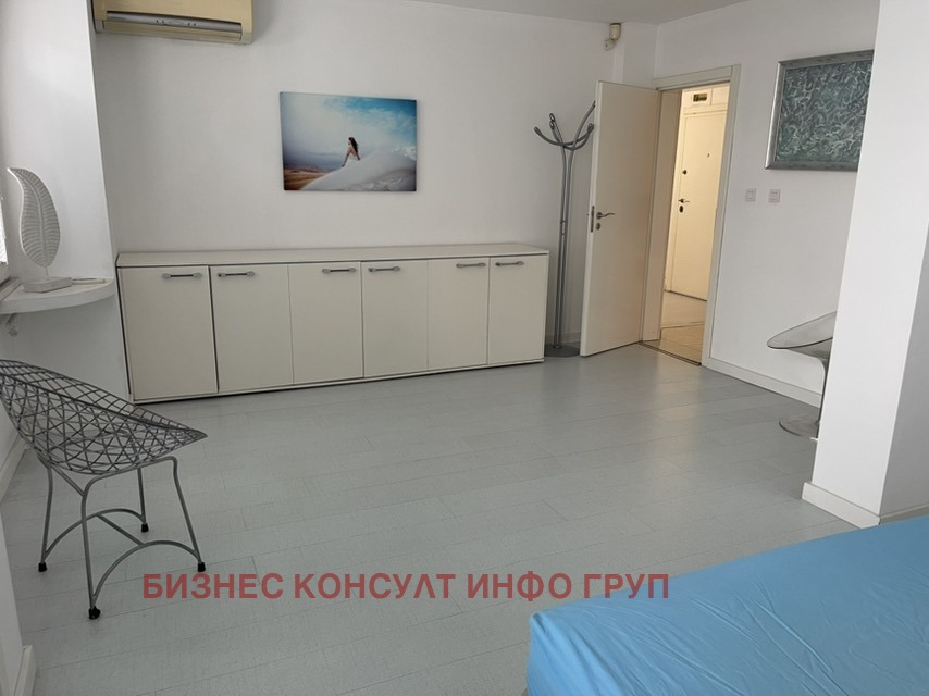 Дава под наем 2-СТАЕН, гр. София, Оборище, снимка 13 - Апартаменти - 55016067