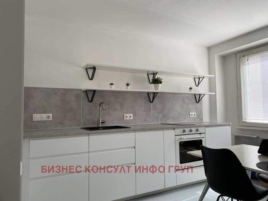 Дава под наем 2-СТАЕН, гр. София, Оборище, снимка 3 - Апартаменти - 55016067