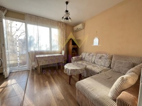 1 quarto Trochevo, Varna 3