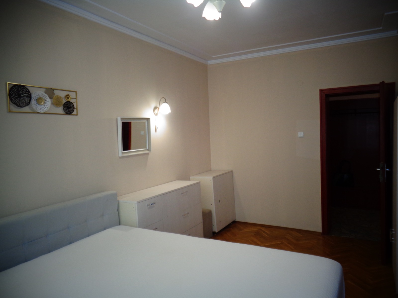 Дава под наем 4-СТАЕН, гр. София, Изток, снимка 6 - Апартаменти - 53945265