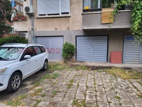 Autotalli Iztok, Sofia