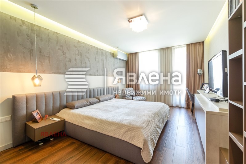 Дава под наем 3-СТАЕН, гр. София, Изгрев, снимка 10 - Апартаменти - 53773870