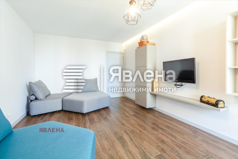 Дава под наем 3-СТАЕН, гр. София, Изгрев, снимка 14 - Апартаменти - 53773870