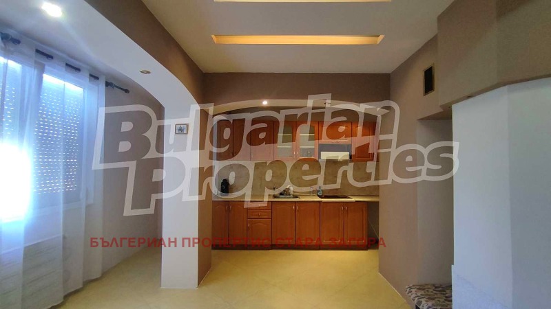 A louer  3 chambres Stara Zagora , Tsentar , 80 m² | 15368688
