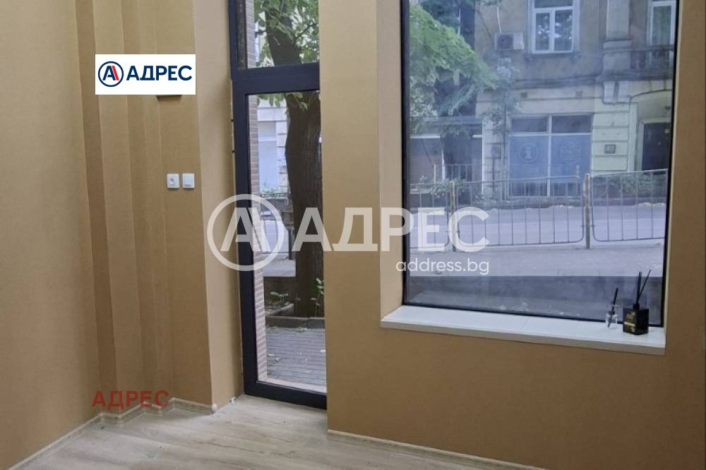 Дава под наем МАГАЗИН, гр. Варна, Център
