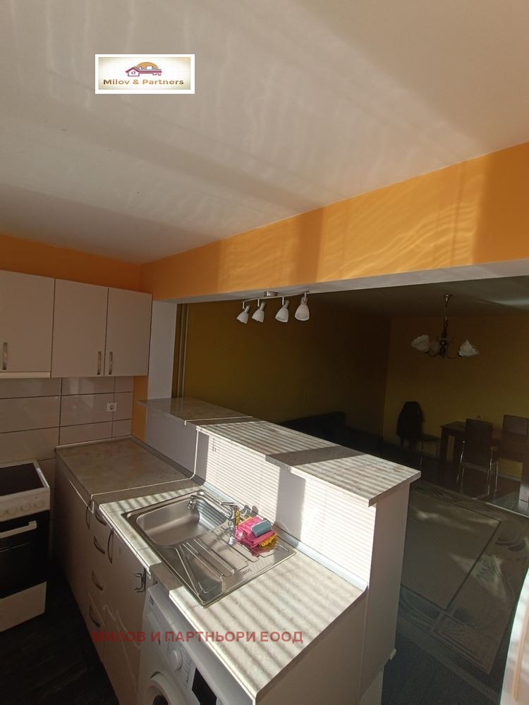Til leie  1 soverom Sofia , Mladost 1A , 65 kvm | 30114293 - bilde [3]
