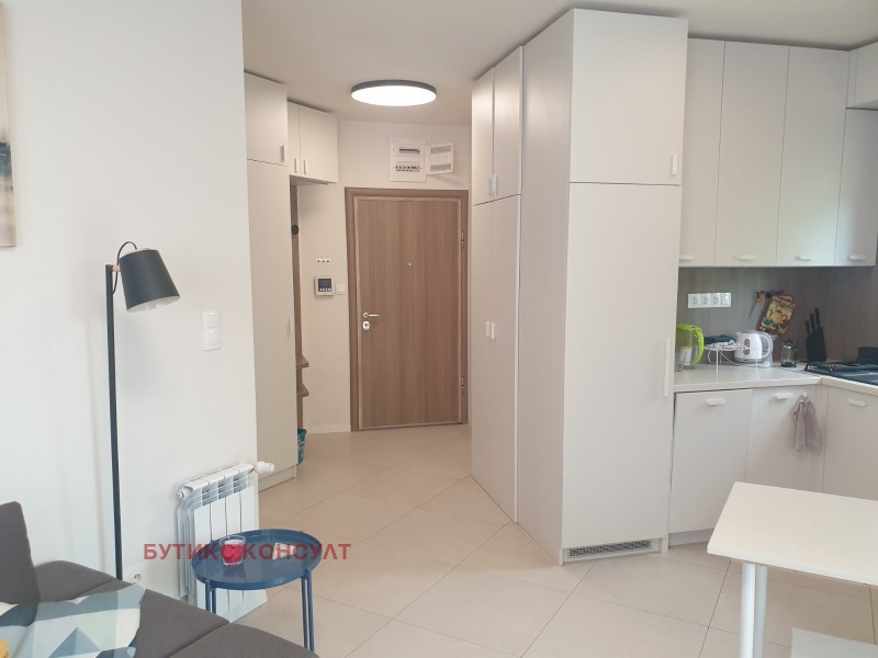 Zu vermieten  1 Schlafzimmer Sofia , Dianabad , 67 qm | 90518123 - Bild [4]