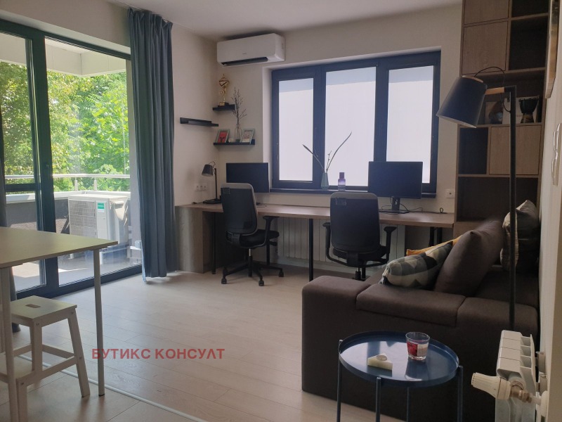Zu vermieten  1 Schlafzimmer Sofia , Dianabad , 67 qm | 90518123