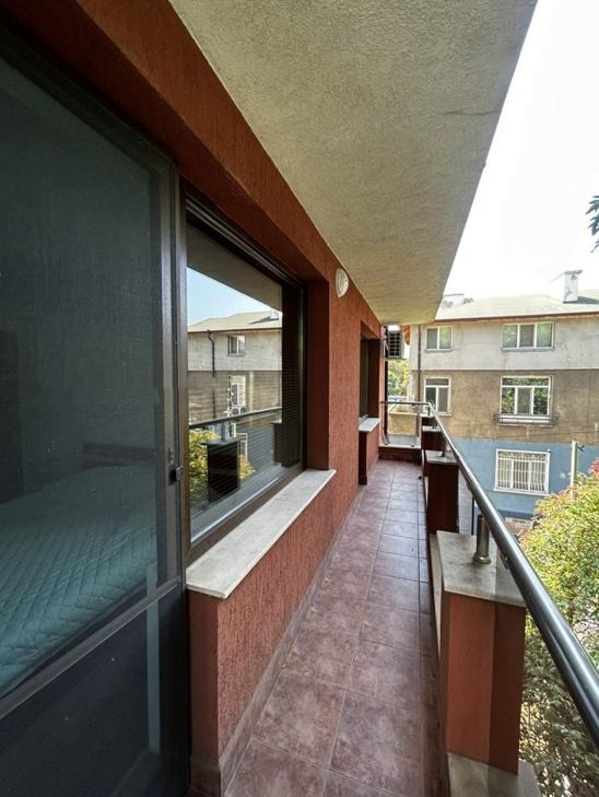 Дава под наем 4-СТАЕН, гр. София, Иван Вазов, снимка 11 - Апартаменти - 51243025