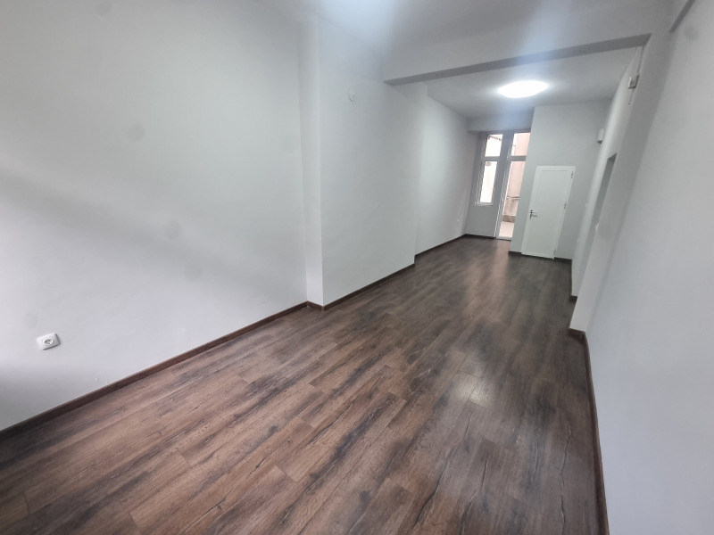 Дава под наем  Офис град София , Център , 80 кв.м | 72996935 - изображение [2]