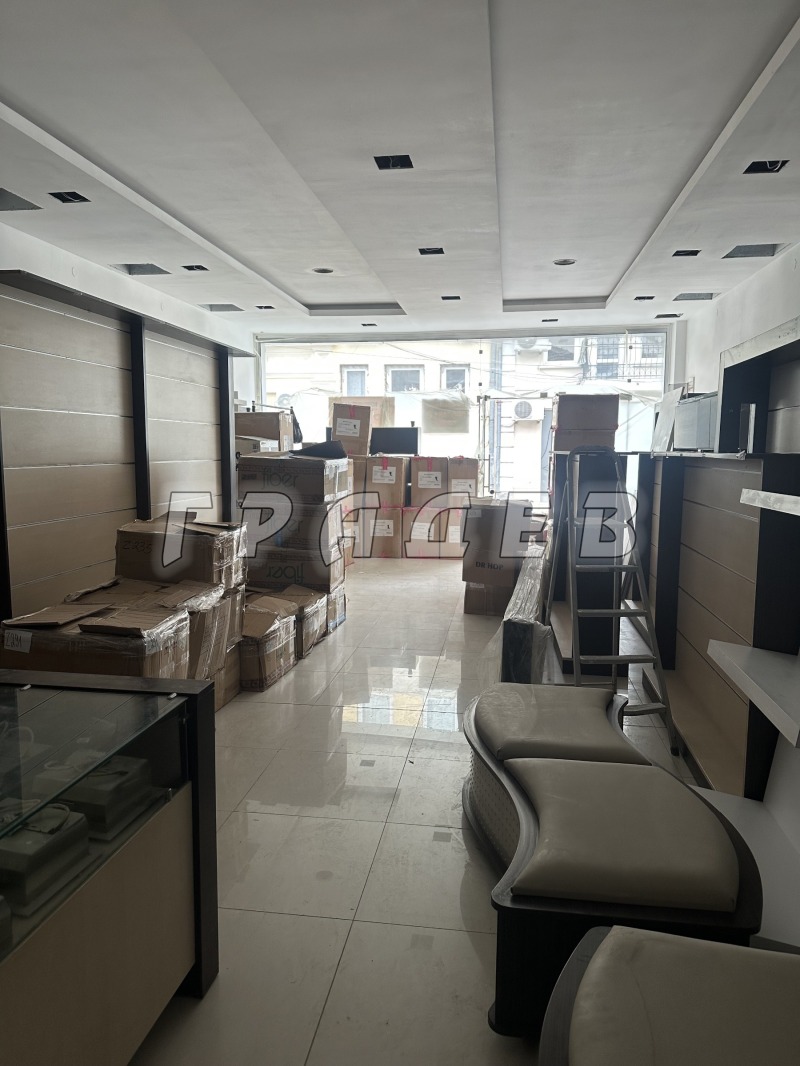 En renta  Comercio Ruse , Tsentar , 200 metros cuadrados | 62188737 - imagen [2]