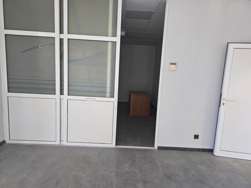 Te huur  Kantoor Sofia , Lozenets , 200 m² | 38065504 - afbeelding [13]