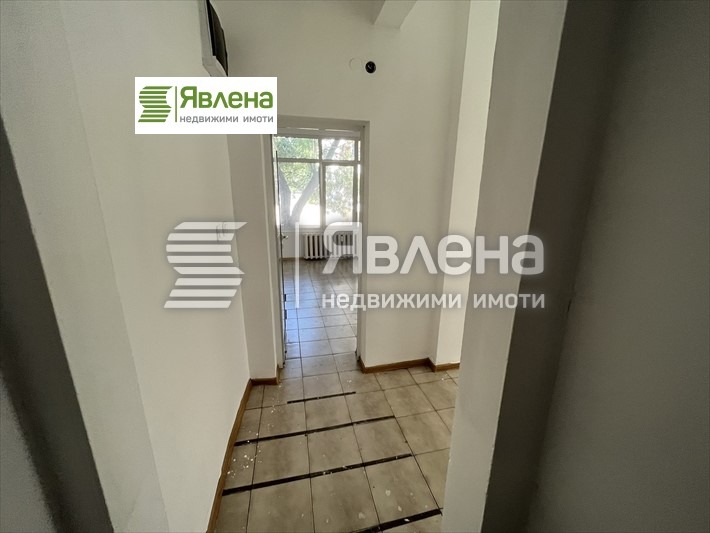 Kiadó  Üzlet Sofia , Banisora , 138 négyzetméter | 72442760 - kép [9]