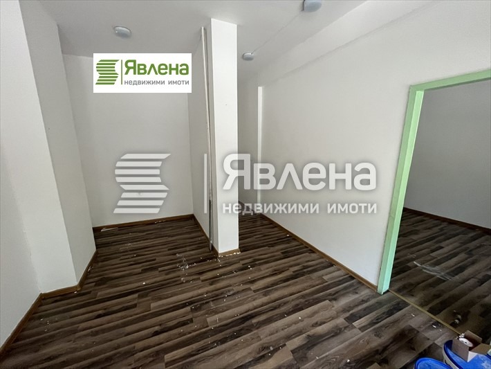 Kiadó  Üzlet Sofia , Banisora , 138 négyzetméter | 72442760 - kép [4]