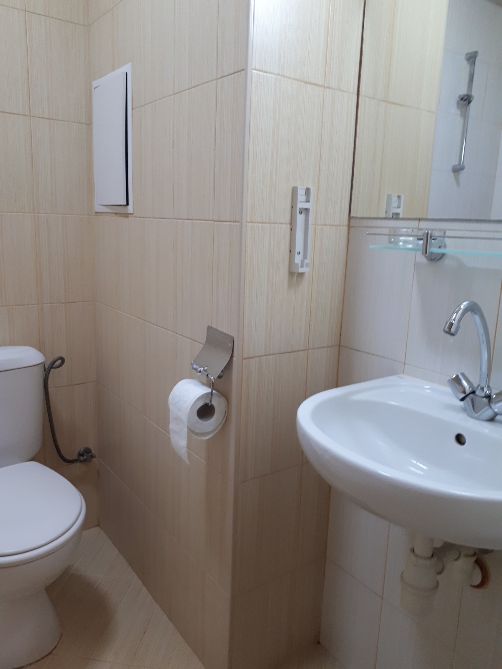 Дава под наем 2-СТАЕН, гр. София, Надежда 4, снимка 14 - Апартаменти - 54034865