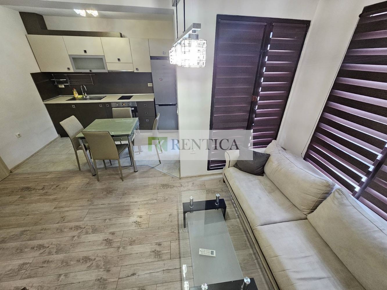 Дава под наем 2-СТАЕН, гр. Варна, Център, снимка 3 - Апартаменти - 53741488