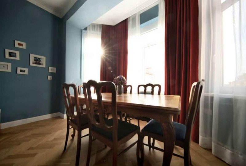 Дава под наем 3-СТАЕН, гр. София, Център