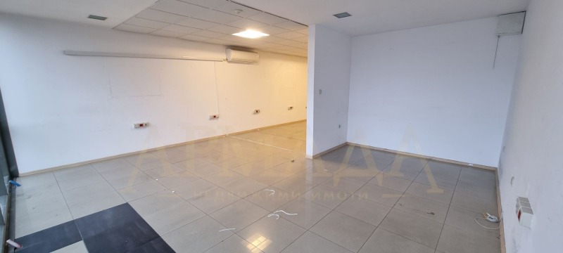 K pronájmu  Kancelář Plovdiv , Trakija , 97 m2 | 71602135 - obraz [2]