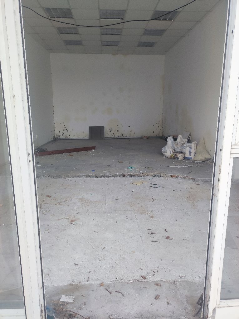 Дава под наем СКЛАД, гр. Шумен, Център, снимка 2 - Складове - 53018750