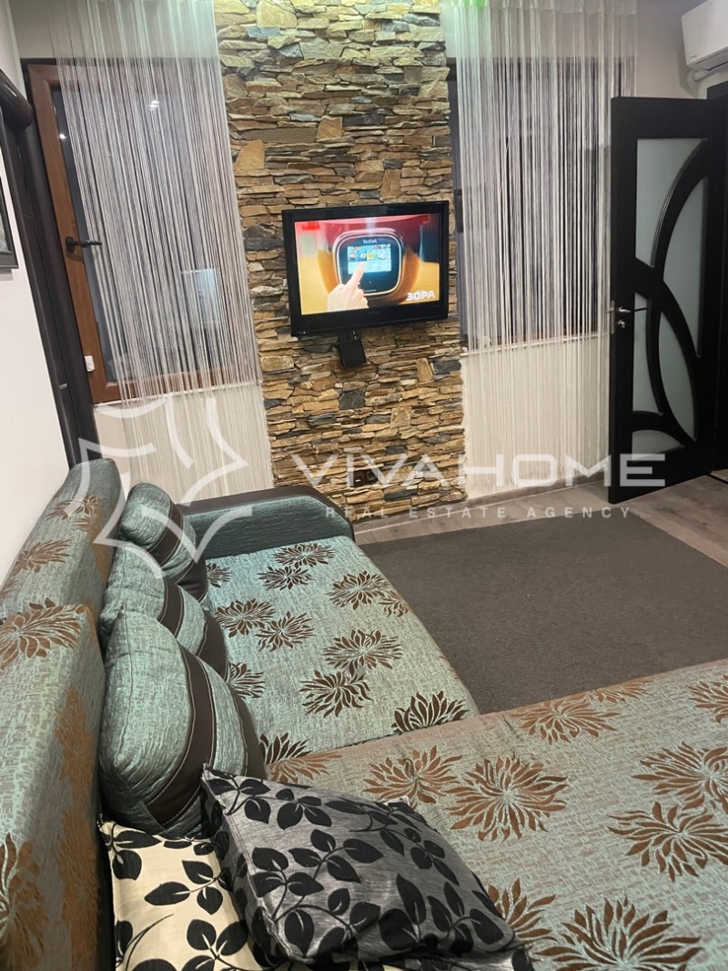 K pronájmu  1 ložnice Varna , Vazraždane 3 , 60 m2 | 31729872 - obraz [3]