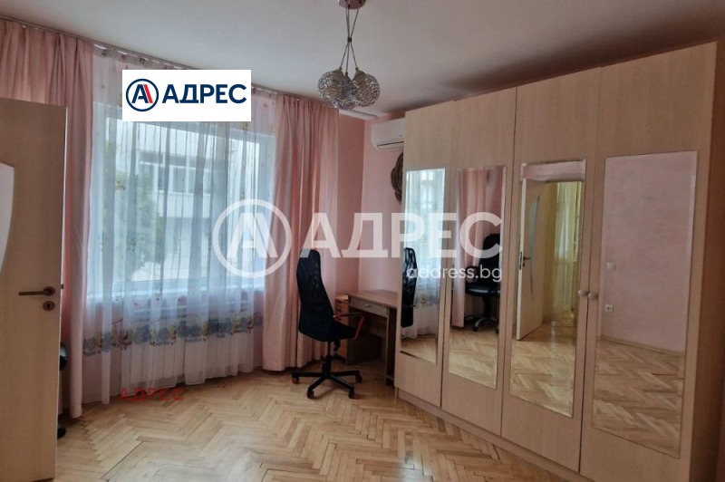 Дава под наем 3-СТАЕН, гр. Варна, Център, снимка 13 - Апартаменти - 52747041