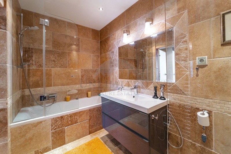 Дава под наем 4-СТАЕН, гр. София, Изгрев, снимка 13 - Апартаменти - 52746579