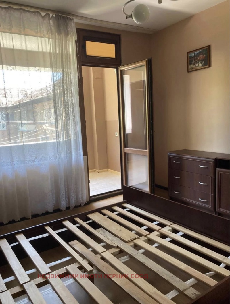 Do wynajęcia  1 sypialnia Pernik , Centar , 70 mkw | 71797749 - obraz [10]